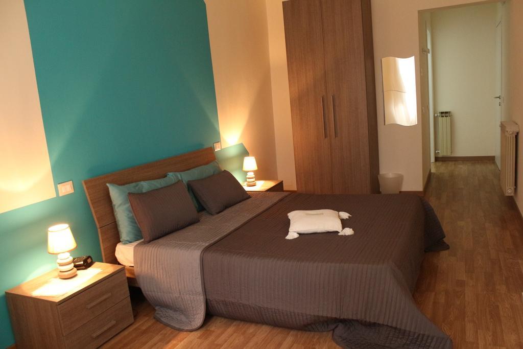 لوكا L'Iris B&B الغرفة الصورة